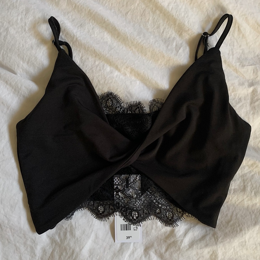 Dynamite lace tank